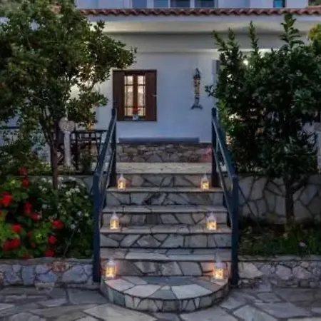 Daire Glifoneri Skopelos