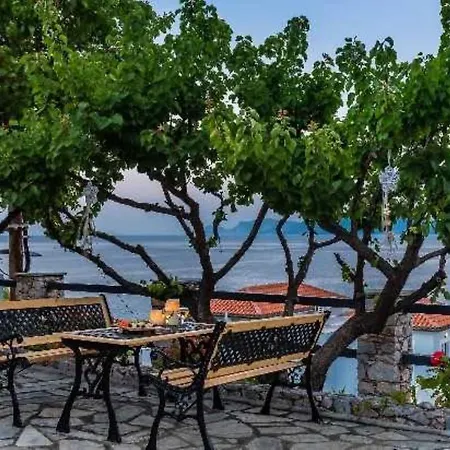 Apartamento Glifoneri