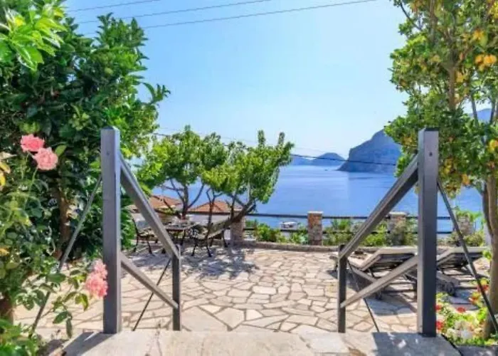 Apartamento Glifoneri